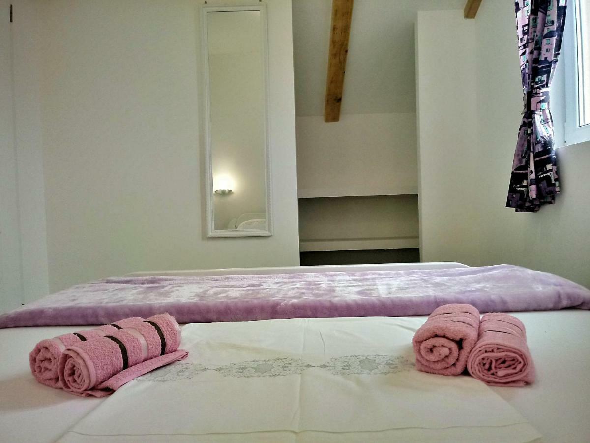 Apartmani Marijana 시베니크 외부 사진